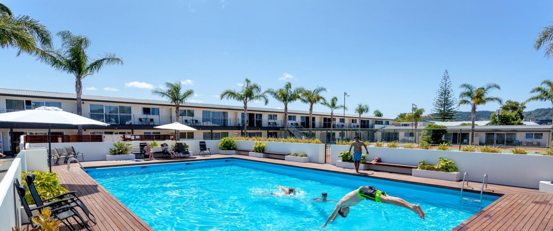 Palm Pacific Resort