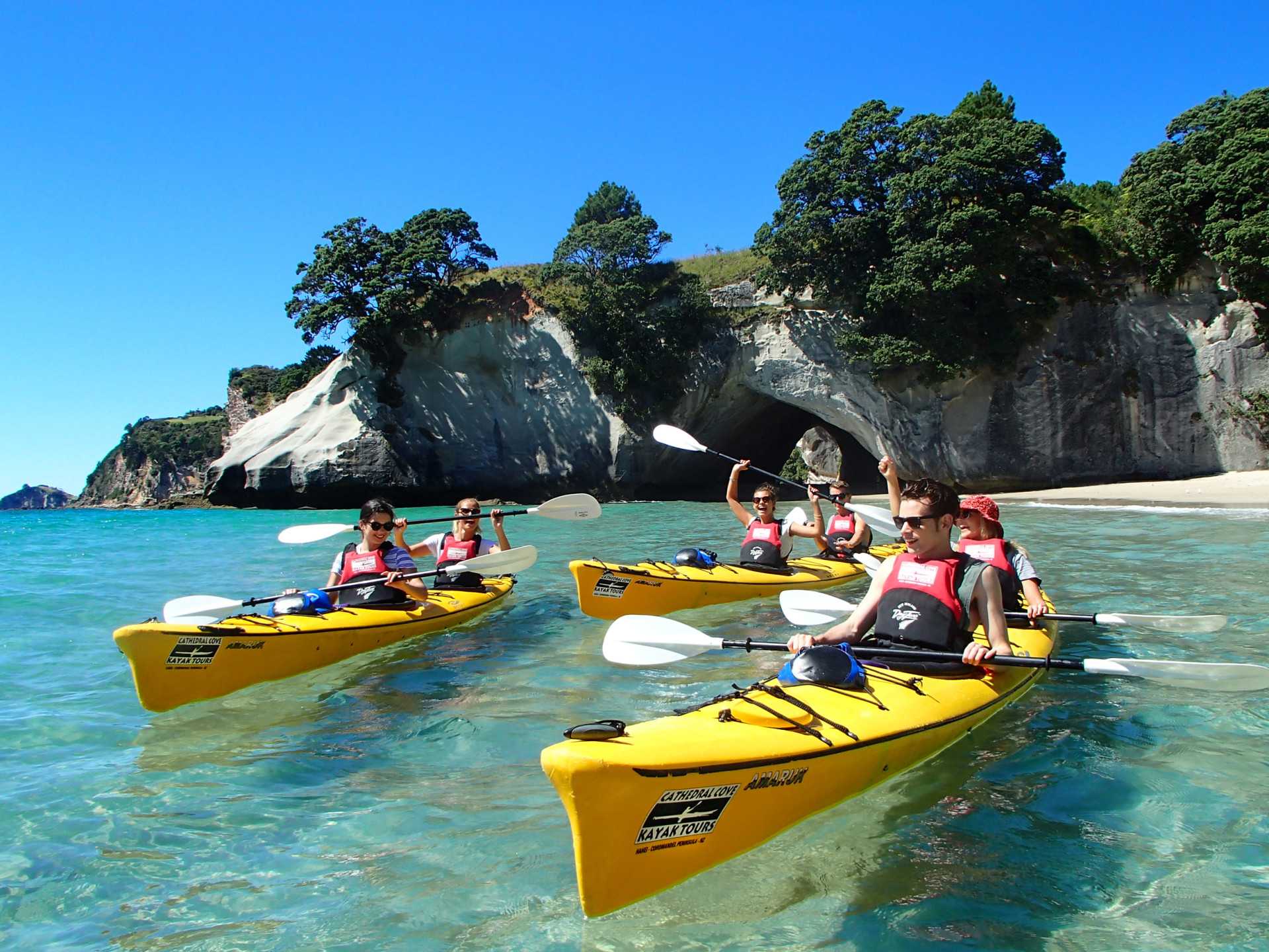 Cathedral Cove Kayaks Classic Tour