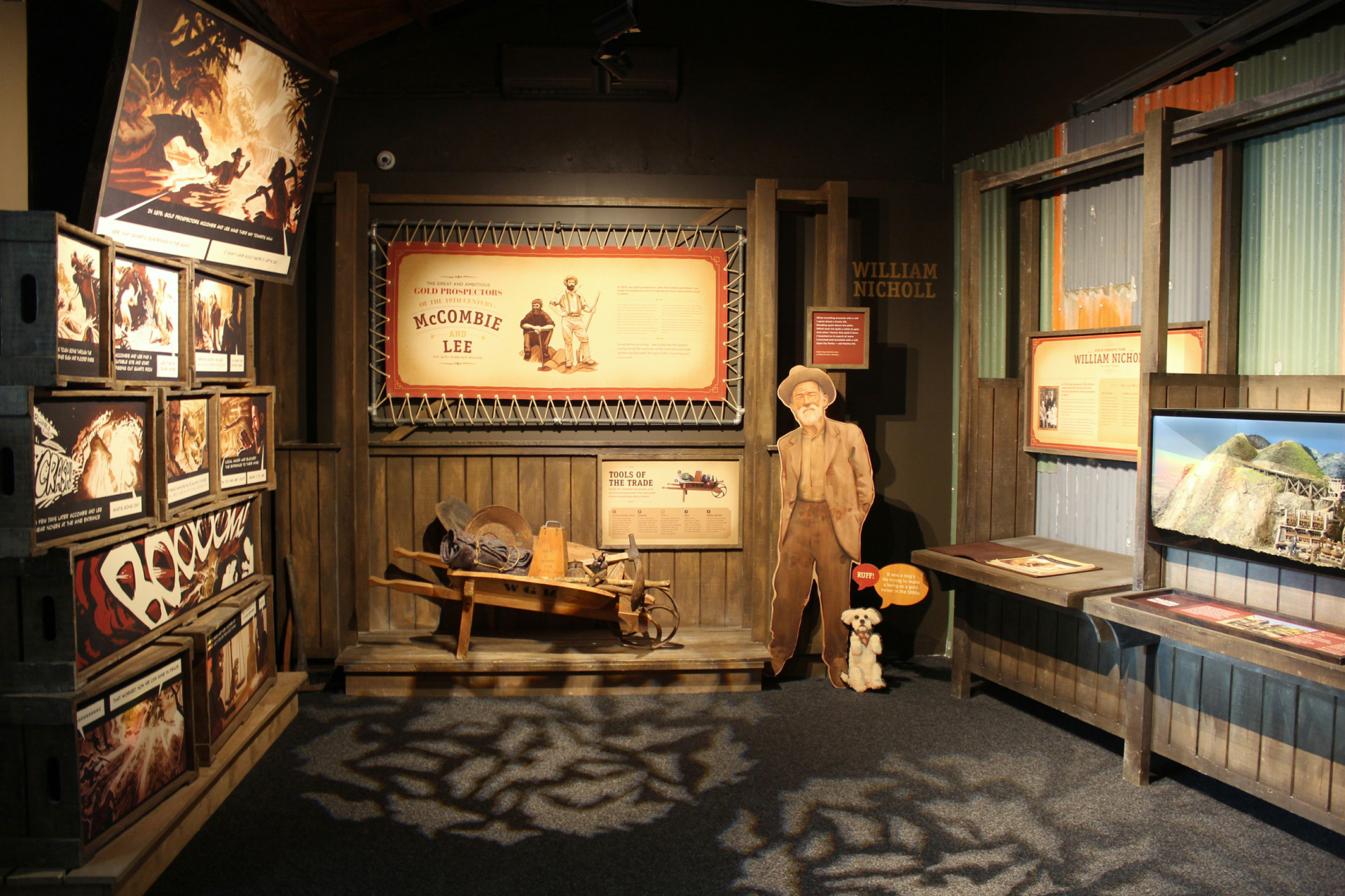 Gold Discovery Centre 1